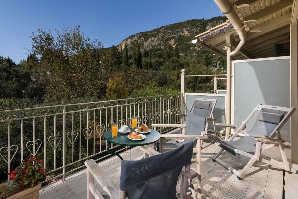 Villa Anthoussa In Palaiokastritsa מראה חיצוני תמונה